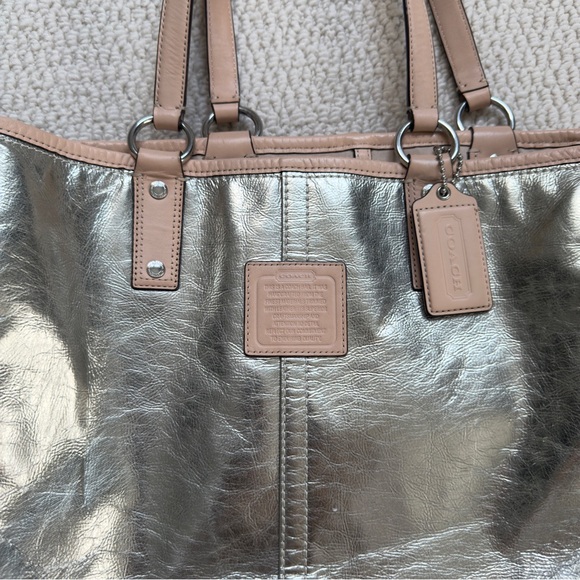 Vintage Coach Metallic Silver and Tan Leather Tote - Picture 14 of 15